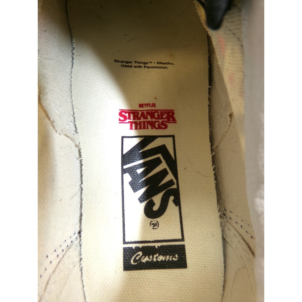Vans x Stranger Things Old Skool Hellfire Club Sneakers Men's 6.5 Womens 8 Low - Picture 9 of 10